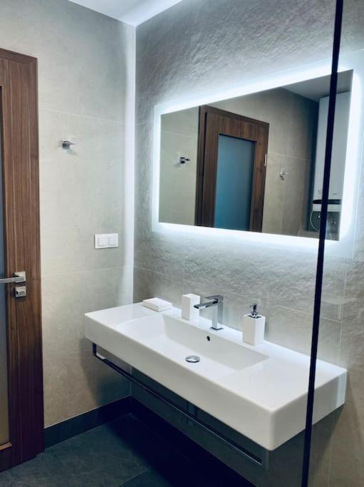 Gallery Vitosha Apartment With Underground Parking Sofia Esterno foto